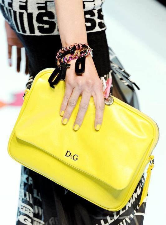 Yellow Bag Pictures, Photos, and Images for Facebook, Tumblr, Pinterest