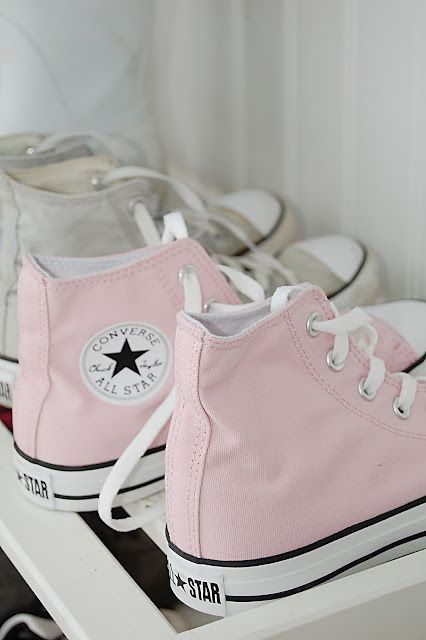 pink high top converse