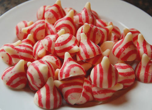 Hershey valentines crayonsandcravings Candy Cane White Chocolate Hershey Kisses Pictures, Photos, and Images