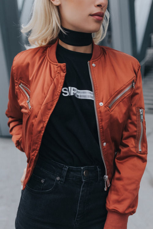 orange bomber jacket outfit