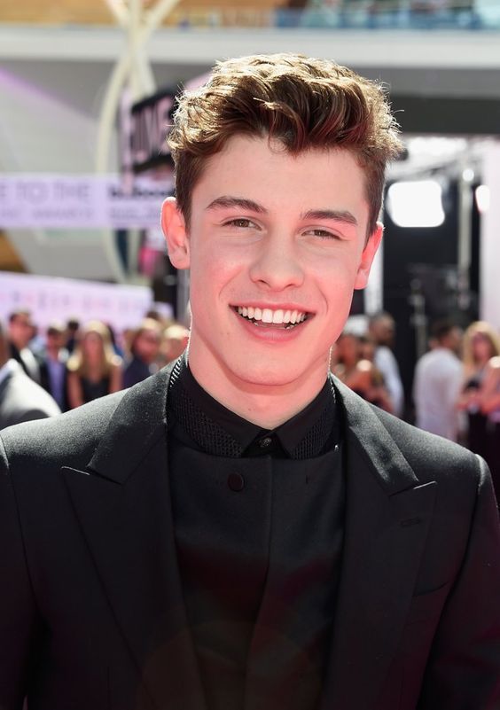 Shawn Mendes Pictures Photos And Images For Facebook Tumblr Pinterest And Twitter
