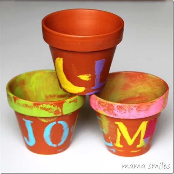 Decorate terra cotta pots Decorate terra cotta pots