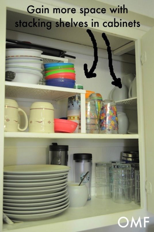 Stacking shelves