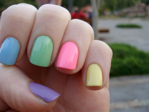 Pastel colorful nails