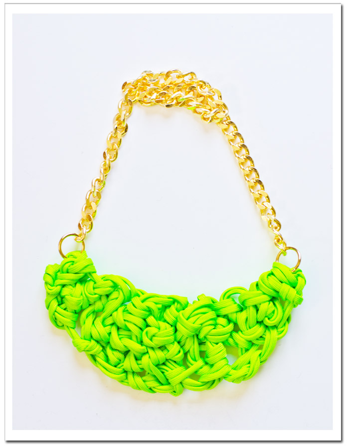DIY Neon Paracord Knot Necklace DIY Neon Paracord Knot Necklace
