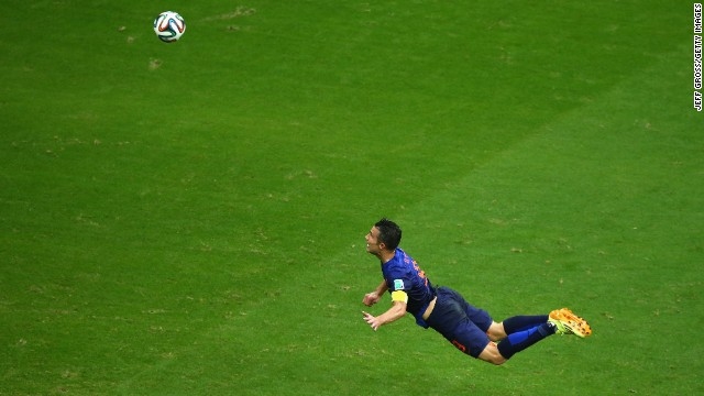 Robin Van Persie Header yesterday was a thing of Beauty