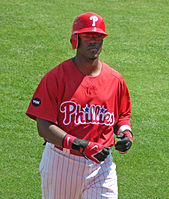Jimmy Rollins reaches a milestone, last to reach 20 20 20