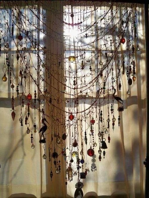 Hanging baubles