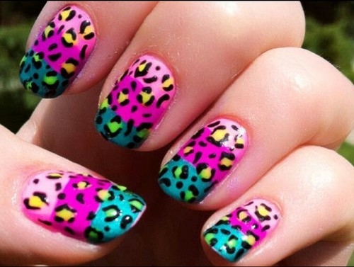Animal print nails
