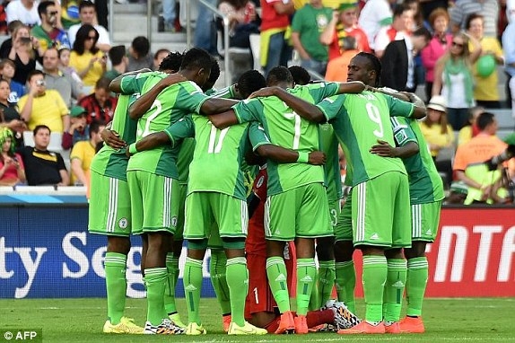 Team Nigeria in a battle with Argentina