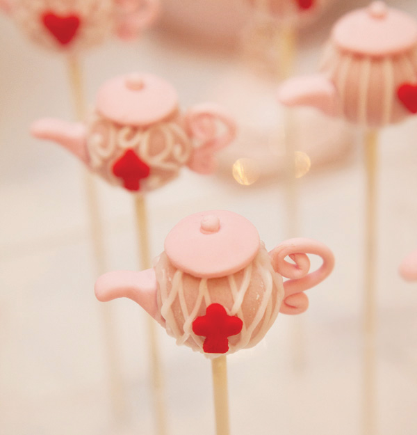 Teapot Cake Pops Teapot Cake Pops