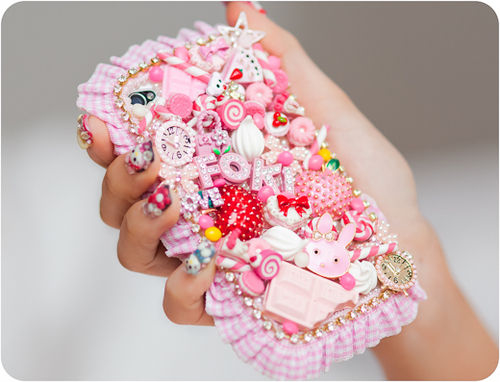 Girly Studded Pink Clutch with Matching Nails Girly Studded Pink Clutch with Matching Nails