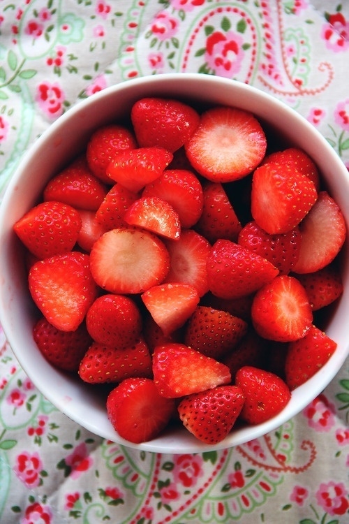 Bowl of strawberries Bowl of strawberries