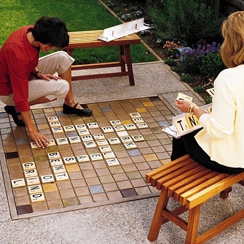 Giant scrabble