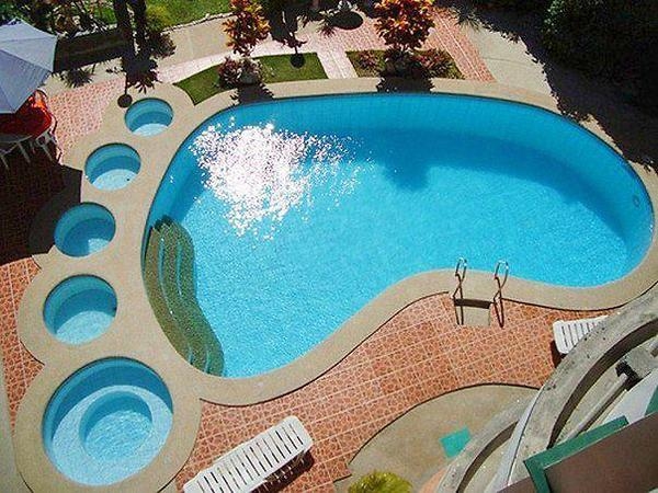 Footprint Swimming Pool