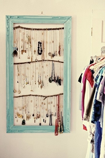 Jewelry hanger Jewelry hanger