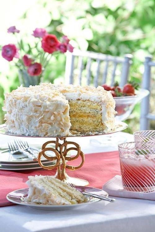 Cake on a Summer Afternoon Cake on a Summer Afternoon