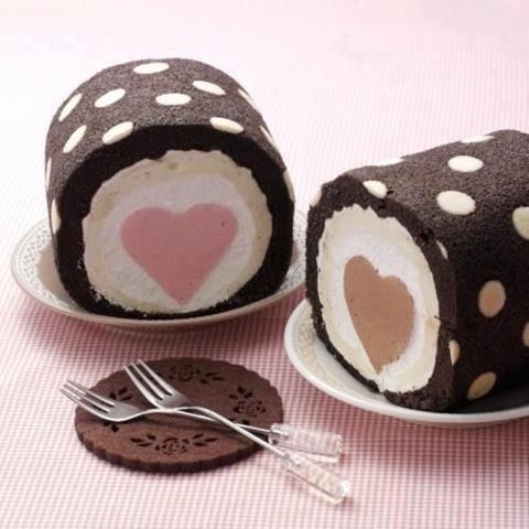 Heart cake roll Heart cake roll