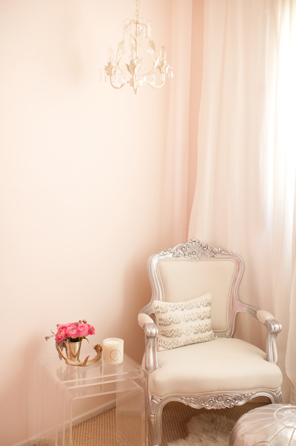 Simple white chair