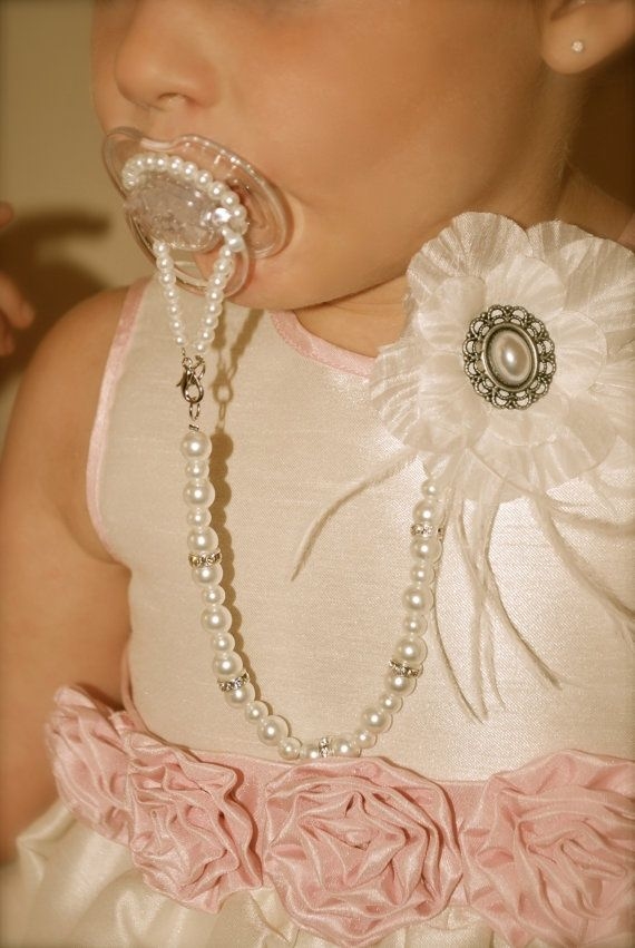 Pearl pacifier holder