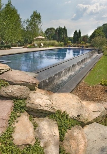 Fountain pool
