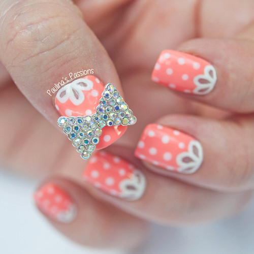 Bow stamping nails