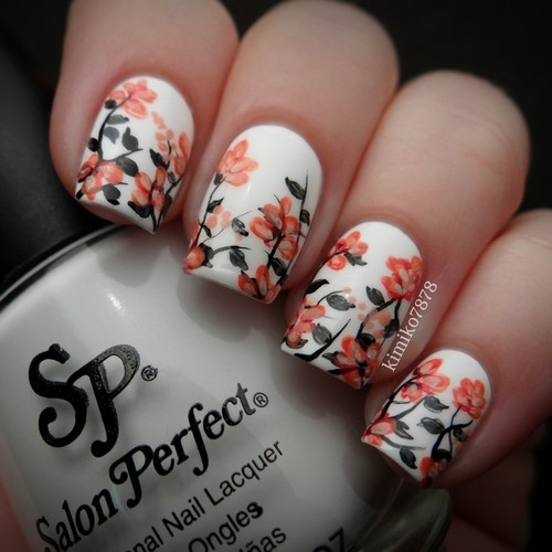 Floral nails