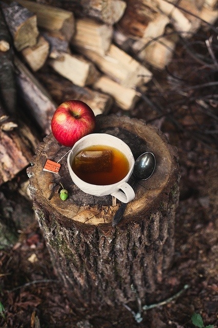 Autumn and tea