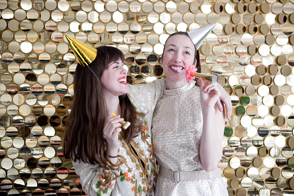 Sequin photobooth DIY