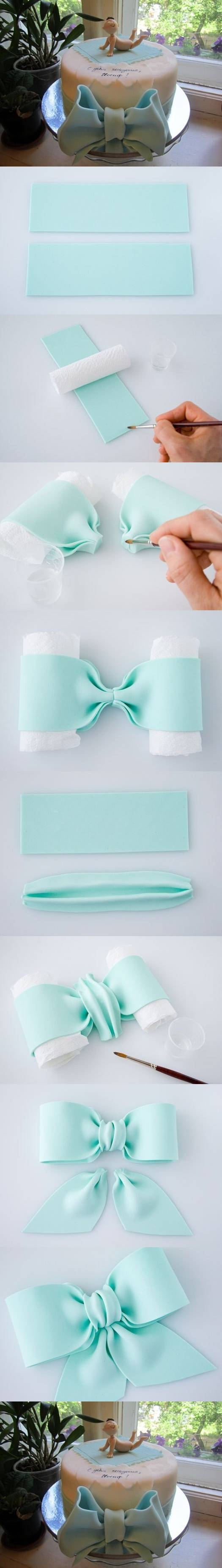 DIY Bow Cake Decoration