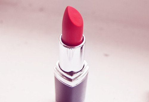 Red lipstick Red lipstick