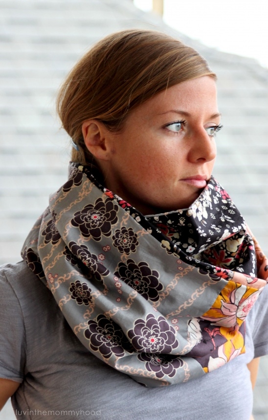 Infinity cowl