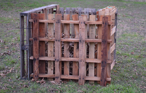Compost Bin Pallet DIY Compost Bin Pallet DIY