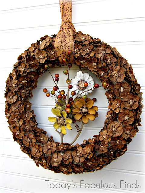 Fall pine cone wreath tutorial Fall pine cone wreath tutorial