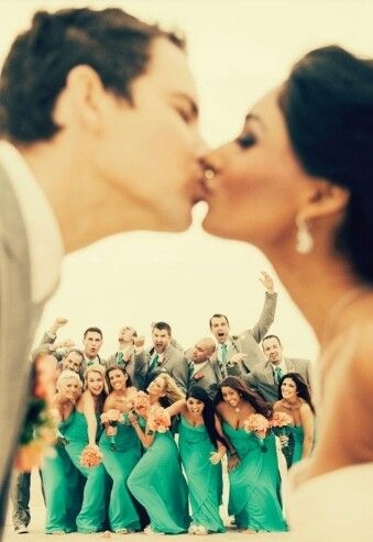 Adorable picture idea for wedding party photo
