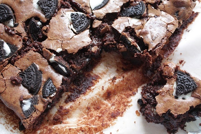 Cookies and cream fudge brownies