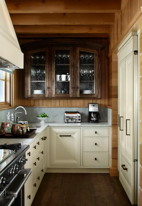 Rustic organized kitchen
