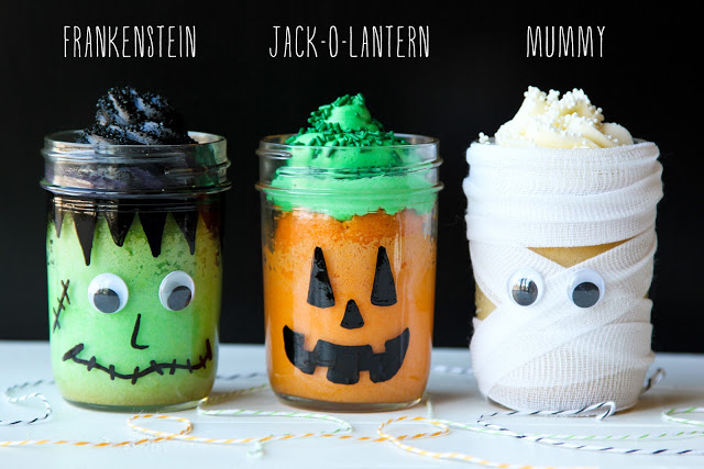 Halloween Mason Jar Mini Cakes