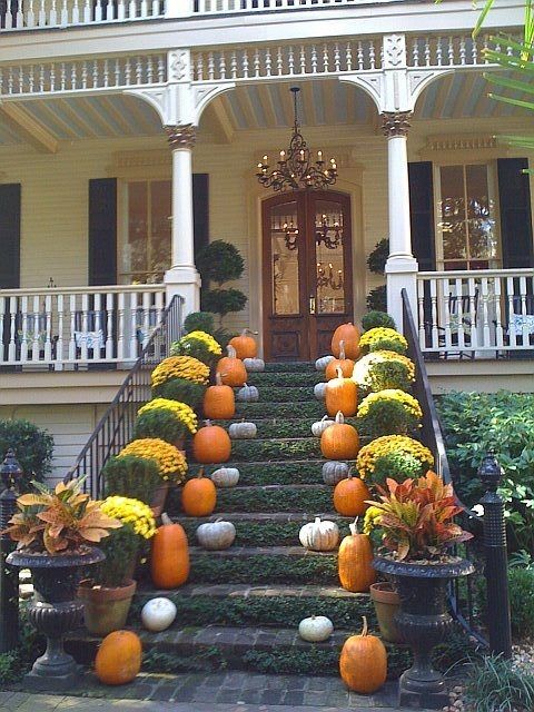Floral and pumpkin porch decor