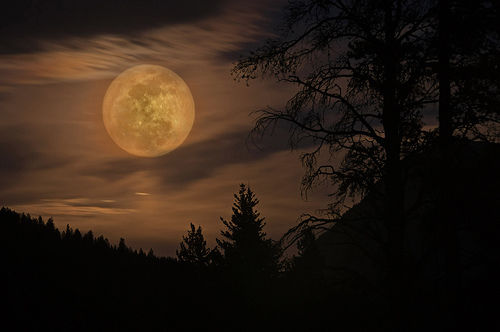 Eerie full moon Eerie full moon
