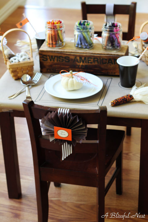 Kids dining thanksgiving decor