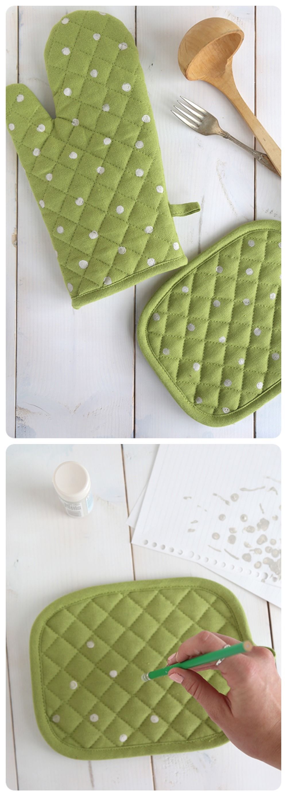 DIY Polka Dot Potholder Set