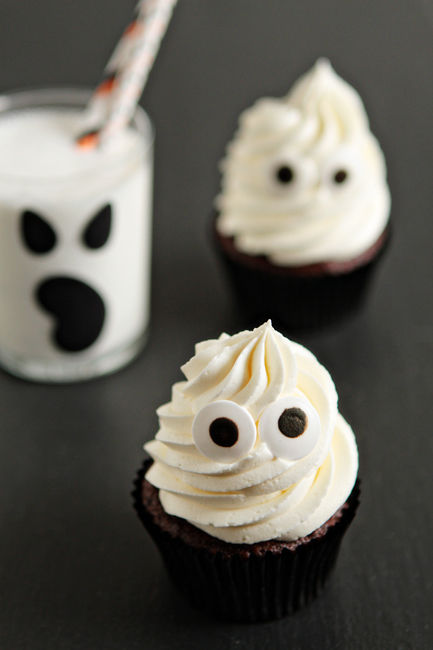 Halloween Cupcakes With Eyes Halloween Cupcakes With Eyes