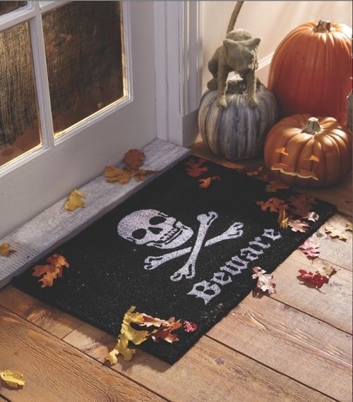 Skull and bones mat Skull and bones mat