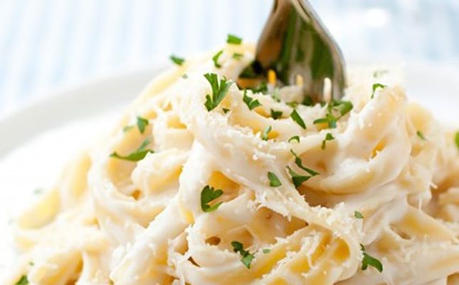 Light Fettuccine Alfredo Recipe