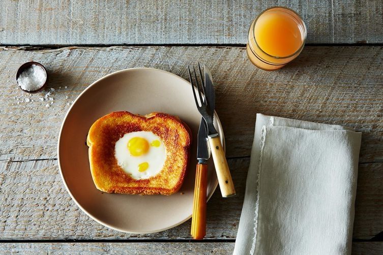 Grilled cheese egg in a hole Grilled cheese egg in a hole