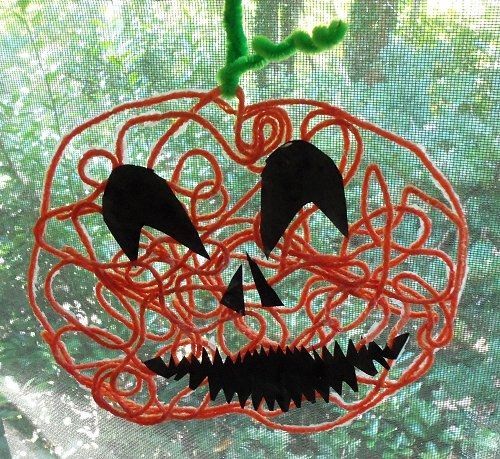 Yarn art pumpkin halloween craft Yarn art pumpkin halloween craft