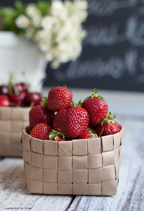 Upcycled grocery bag fruit basket