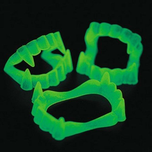 Glow in the dark vampire teeth