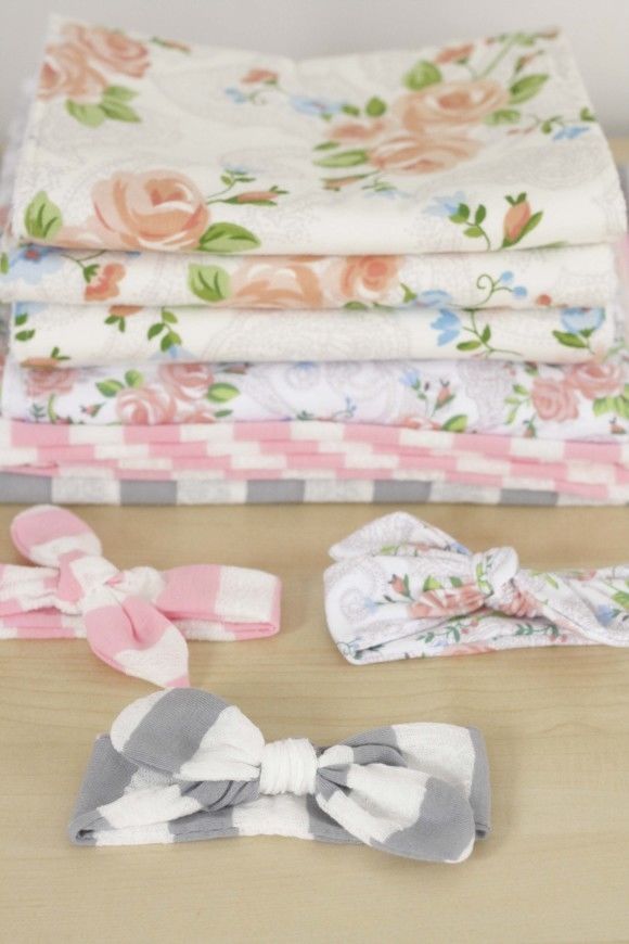 DIY Coordinating Newborn Gift Set